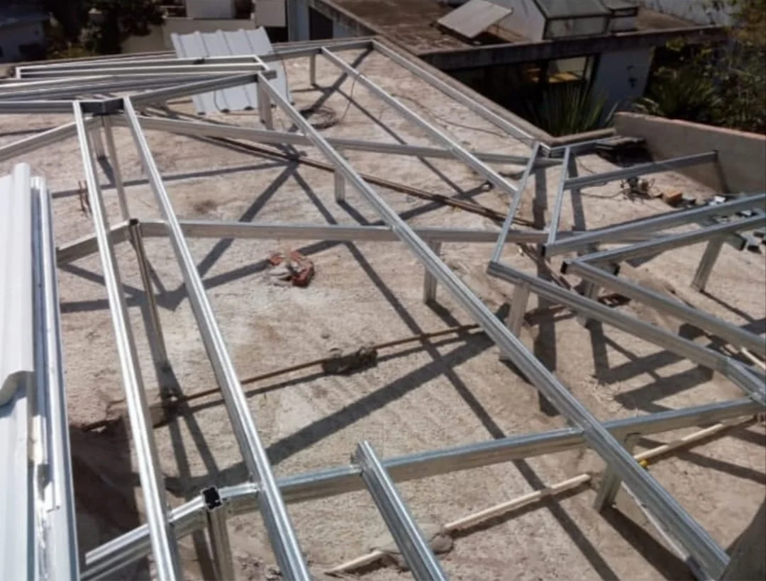 Steel frame para telhados com estrutura metálica galvanizada — Elite Telhados