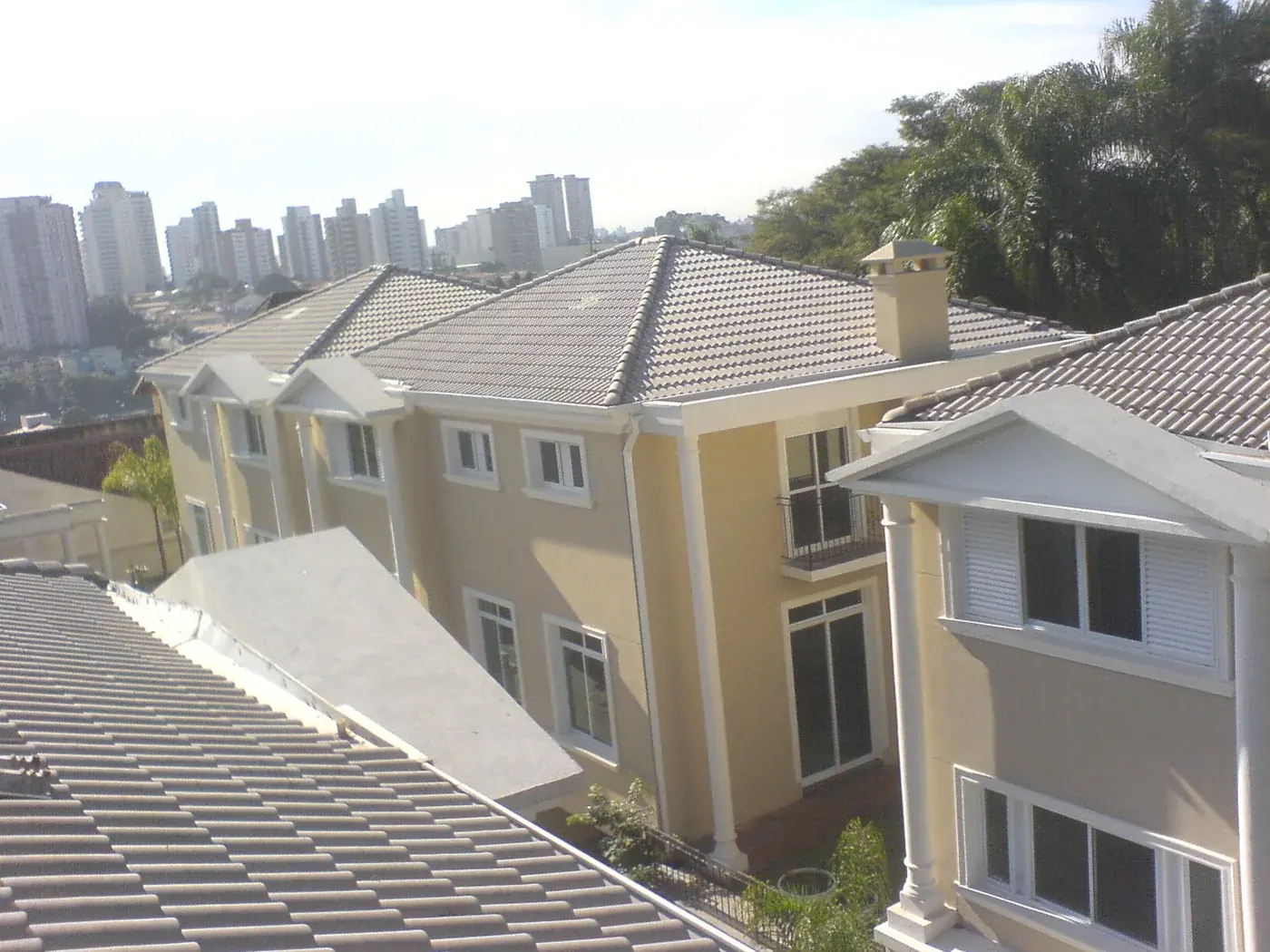 Elite Telhados — Exemplo real de obra com acabamento alinhado e uniforme.