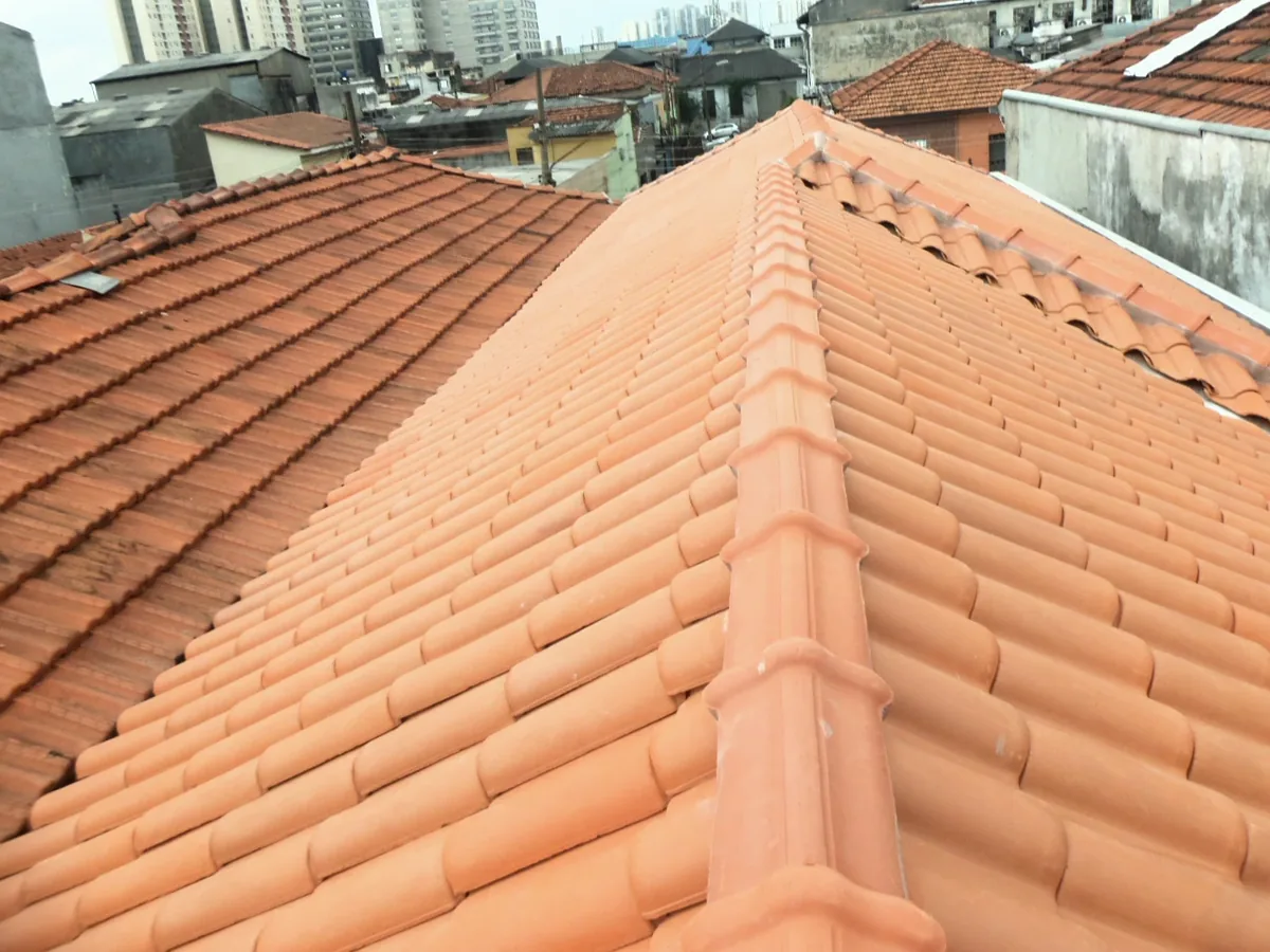 Elite Telhados — Exemplo real de obra com acabamento alinhado e uniforme.