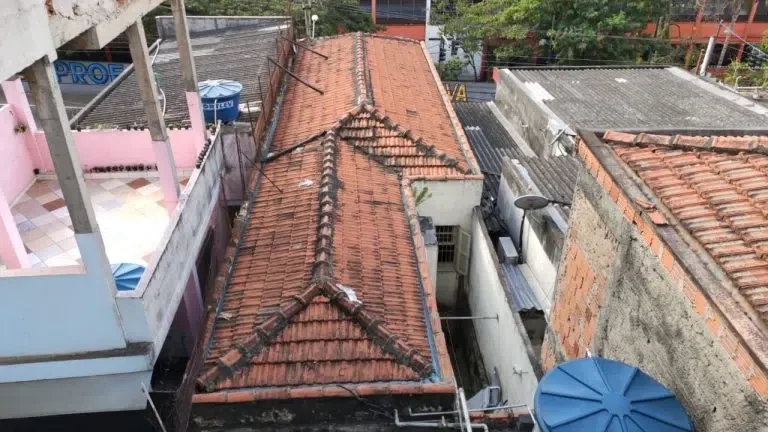 Antes da reforma de telhado Elite Telhados - obra 012