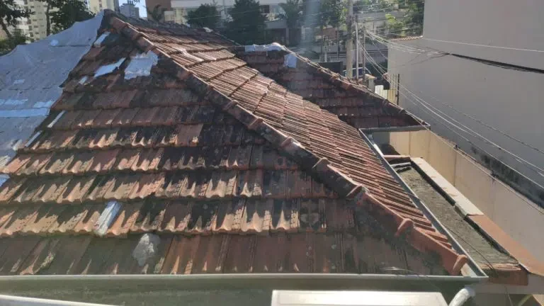 Antes da reforma de telhado Elite Telhados - obra 014