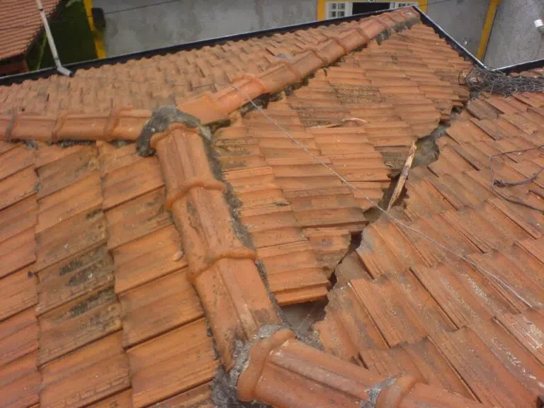 Antes da reforma de telhado Elite Telhados - obra 018