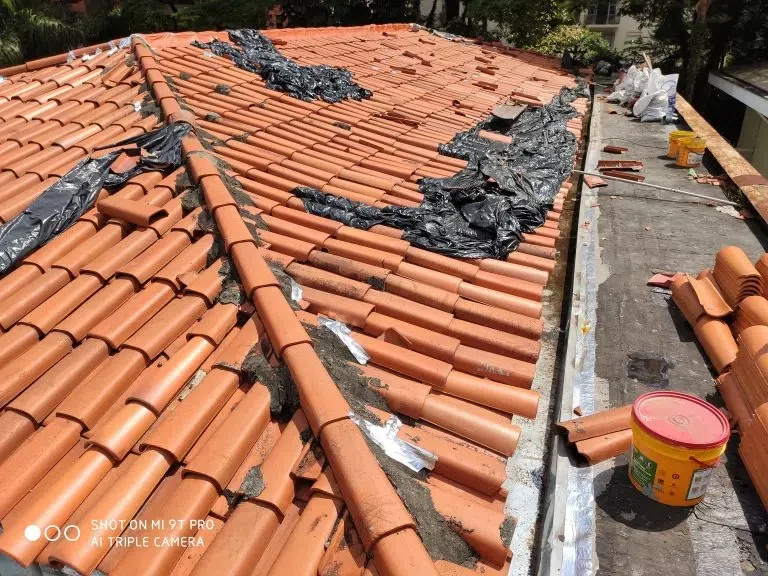 Antes da reforma de telhado Elite Telhados - obra 025